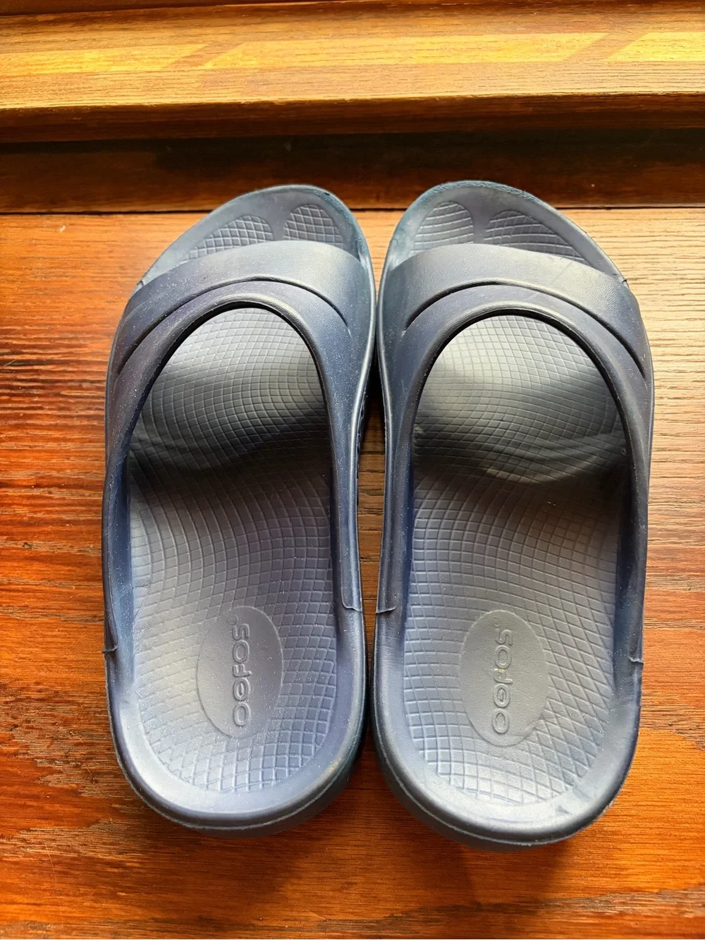 OOFOS Men's Recovery Slide Sandals in Navy Blue